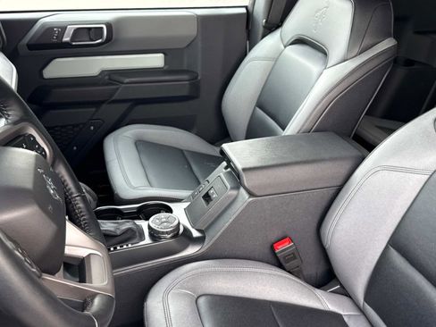 Used 2024 Ford Bronco Big Bend image 13