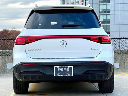 Certified 2023 Mercedes-Benz EQB 300 4MATIC image 6