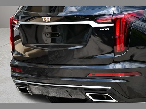 Certified 2023 Cadillac XT6 Premium Luxury w/ Technology Package FWD image 31