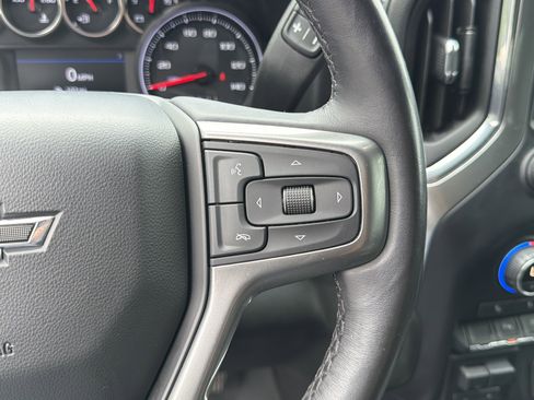 Used 2021 Chevrolet Silverado 1500 LT Trail Boss w/ Convenience Package II AWD/4WD image 25