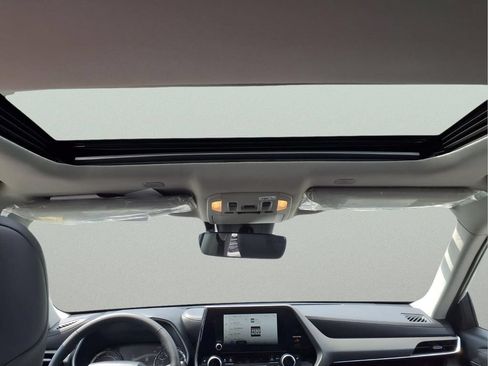 Used 2026 Toyota Highlander XLE AWD/4WD image 26
