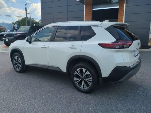 Used 2023 Nissan Rogue SV w/ SV Premium B Package AWD/4WD image 6