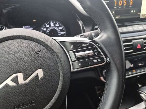 Used 2022 Kia Seltos S FWD image 19