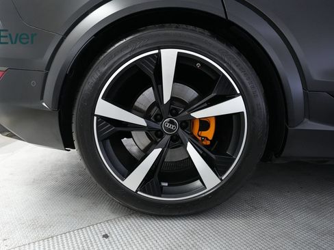 Used 2022 Audi e-tron S Premium Plus AWD/4WD image 22