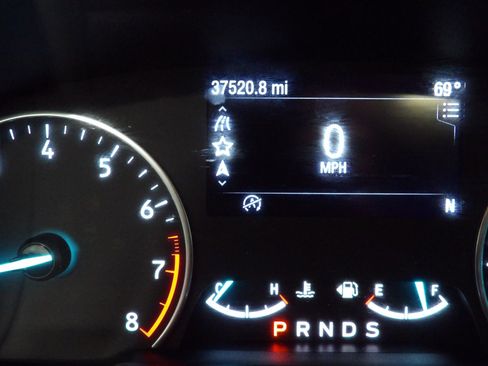 Used 2021 Ford EcoSport Titanium image 16