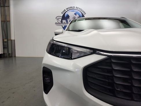 New 2025 Ford Escape Base w/ Class II Trailer Tow Package image 33