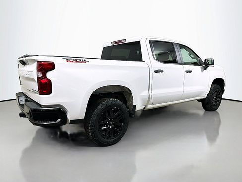 Used 2022 Chevrolet Silverado 1500 Custom Trail Boss AWD/4WD image 6