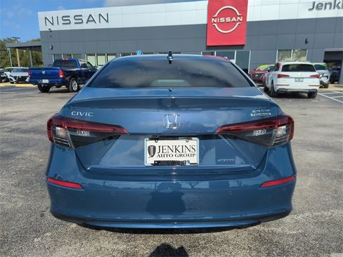 Used 2025 Honda Civic Sport image 5