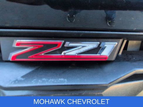 Certified 2024 Chevrolet Colorado Z71 w/ LPO, Dark Essentials Package AWD/4WD image 32