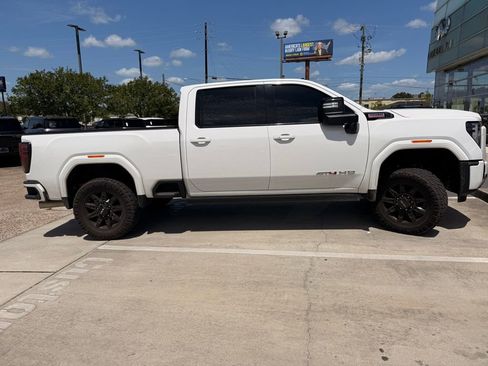 Used 2024 GMC Sierra 2500 AT4 w/ AT4 Premium Plus Package image 5