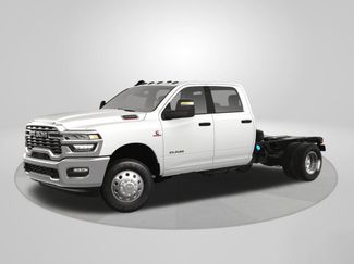 New 2025 RAM 3500 Big Horn AWD/4WD video 2