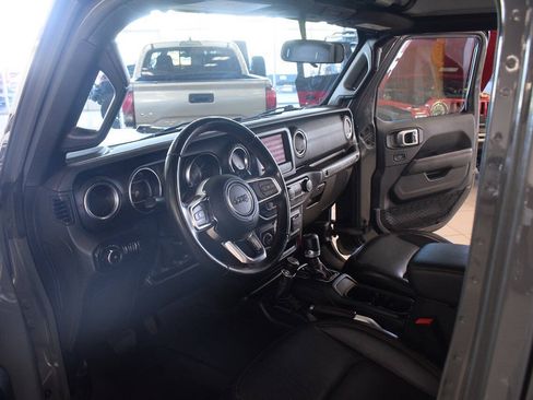 Used 2020 Jeep Wrangler Unlimited Rubicon w/ Quick Order Package 28Y Recon AWD/4WD image 16