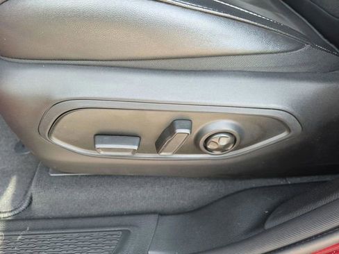 Used 2024 Jeep Grand Cherokee Altitude image 23