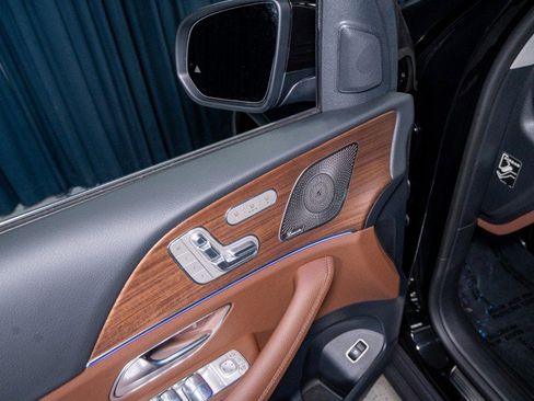 New 2026 Mercedes-Benz GLS 450 4MATIC image 12