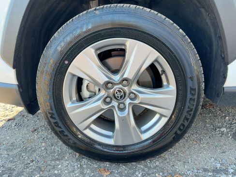 Used 2025 Toyota RAV4 XLE image 11