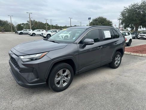 Used 2022 Toyota RAV4 XLE image 13