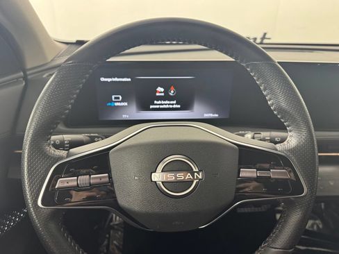 Used 2023 Nissan Ariya FWD image 13