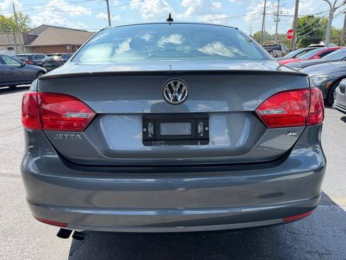 Used 2014 Volkswagen Jetta SE FWD image 4