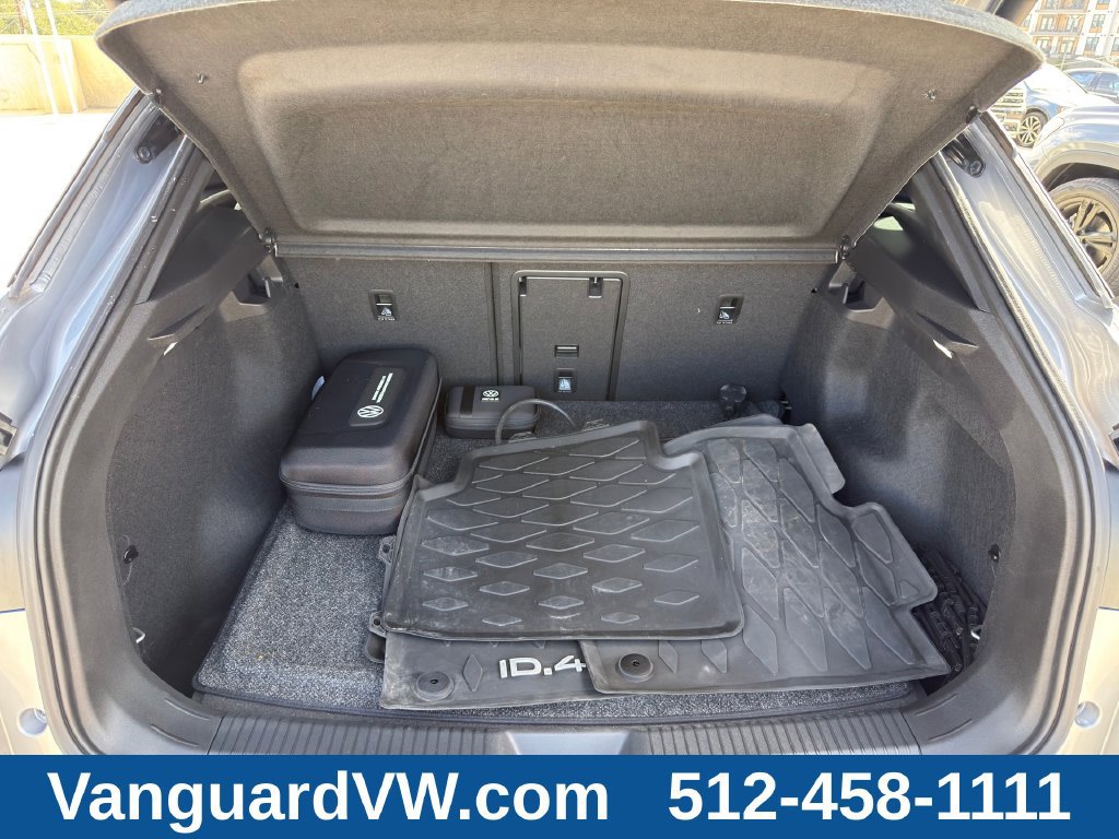 Used 2023 Volkswagen ID.4 Pro S AWD/4WD image 9