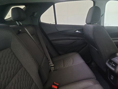 Used 2021 Chevrolet Equinox LT FWD image 19