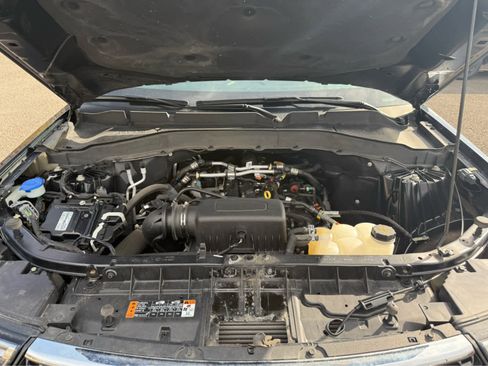 Used 2022 Ford Explorer XLT w/ Class IV Trailer Tow Package image 28