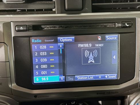 Used 2016 Toyota 4Runner SR5 image 19