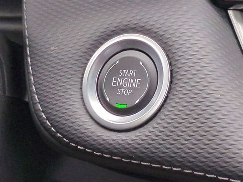 Certified 2025 Chevrolet Equinox LT image 33