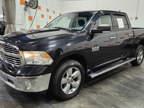 Used 2017 RAM 1500 Big Horn image 16