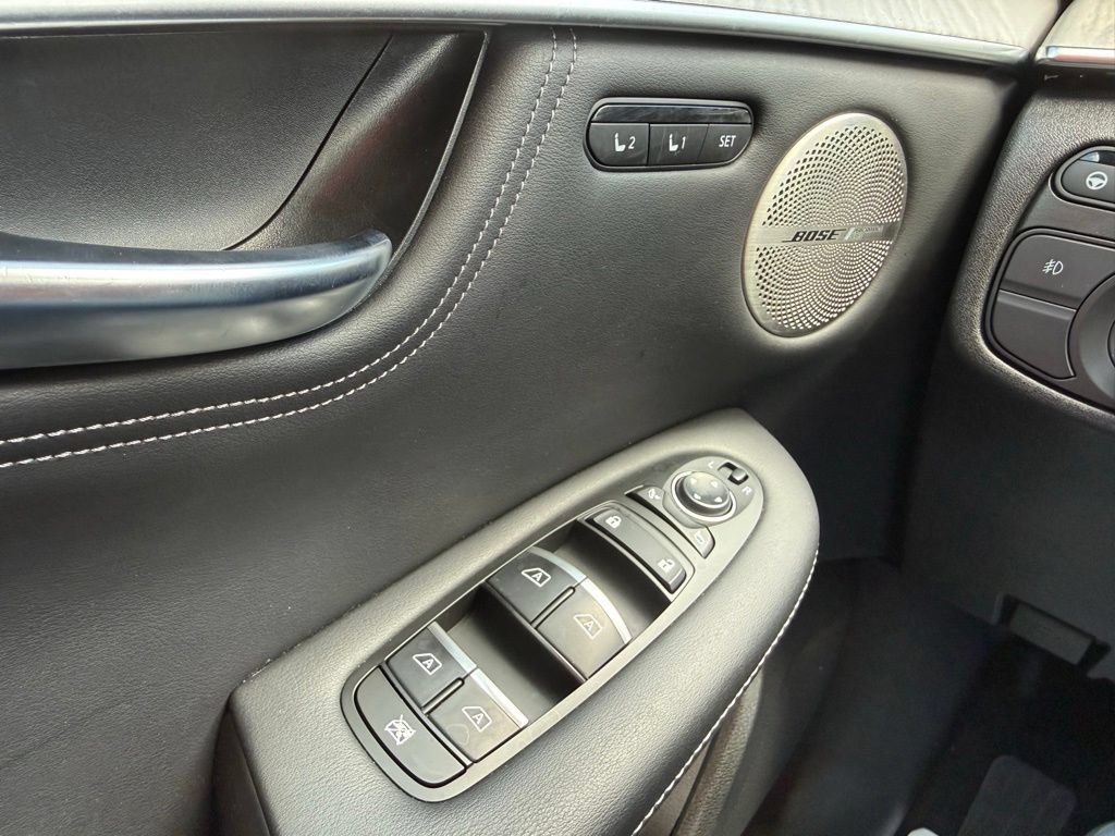 Used 2023 INFINITI QX50 Sensory AWD/4WD image 22