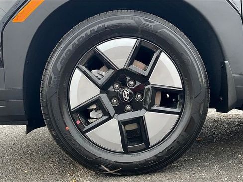 New 2026 Hyundai Santa Fe SE image 12