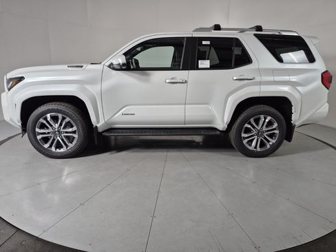 New 2026 Toyota 4Runner Limited AWD/4WD image 2