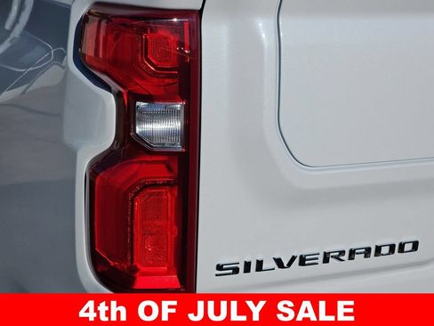 New 2026 Chevrolet Silverado 1500 High Country AWD/4WD image 40