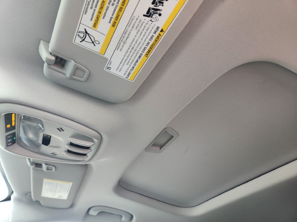 New 2026 Chevrolet Trax ACTIV w/ Sunroof Package FWD image 21