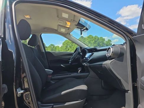 Used 2024 Nissan Kicks SV image 41