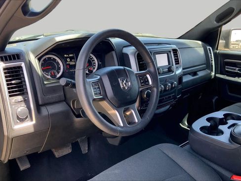 Used 2024 RAM 1500 Classic Warlock AWD/4WD image 18