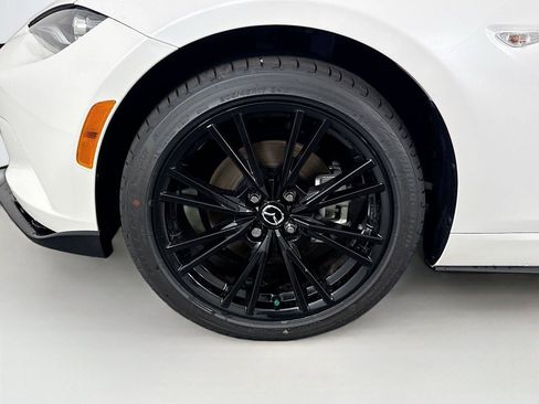 New 2026 MAZDA MX-5 Miata Club w/ Interior Package RWD image 12