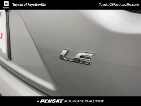 Used 2023 Toyota Corolla LE image 4