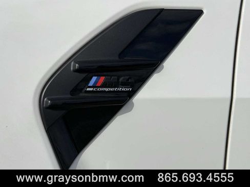 Used 2022 BMW M4 xDrive Competition image 30