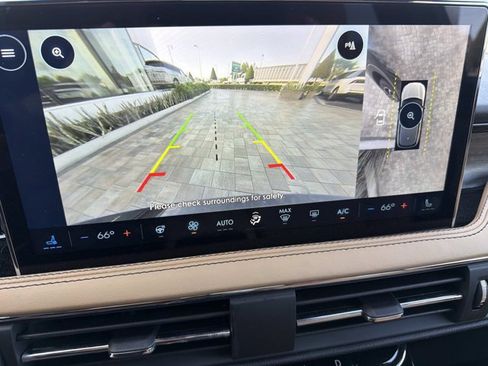 Certified 2023 Lincoln Corsair Reserve w/ Equipment Group 202A AWD/4WD image 27