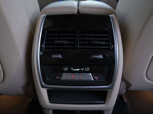 Used 2022 BMW X5 sDrive40i w/ Parking Assistance Package image 35