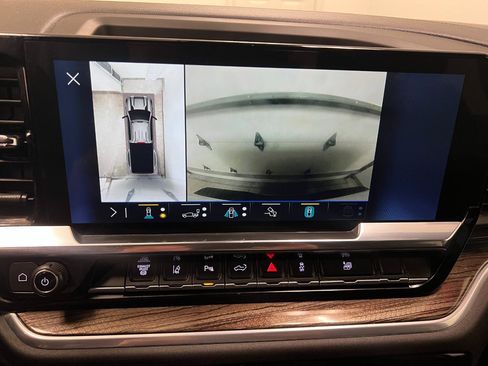 Used 2025 Chevrolet Silverado 3500 LT w/ Safety Package AWD/4WD image 48