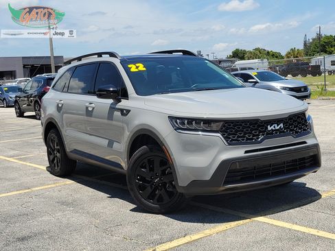 Used 2022 Kia Sorento S w/ Panoramic Sunroof Package AWD/4WD image 1
