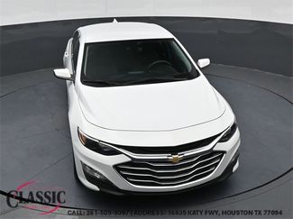 Used 2024 Chevrolet Malibu LT video 1