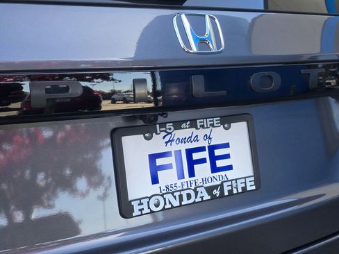 Certified 2025 Honda Pilot EX-L image 13