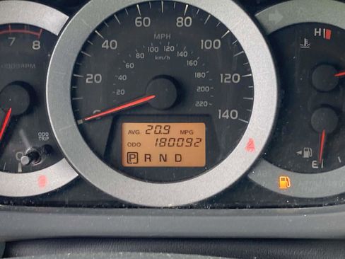 Used 2012 Toyota RAV4 FWD image 21