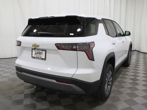 New 2026 Chevrolet Equinox LT image 35