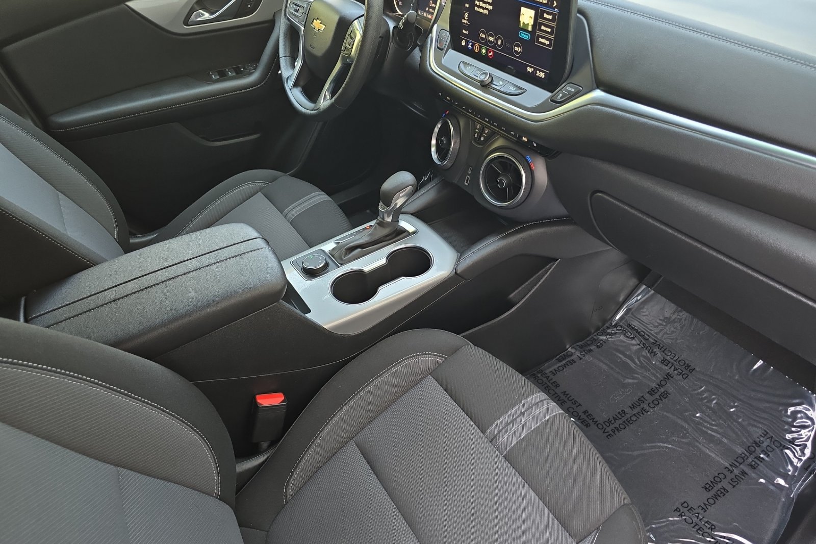 Used 2025 Chevrolet Blazer LT AWD/4WD image 16