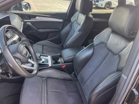 Used 2023 Audi Q5 e Premium Plus image 16