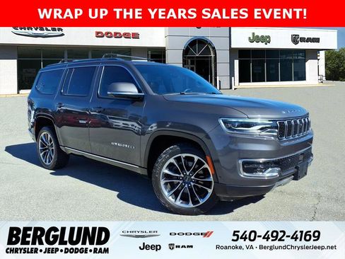 Used 2022 Jeep Wagoneer Series III w/ Premium Group I image 1
