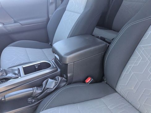 Used 2023 Toyota Tacoma TRD Off-Road image 18